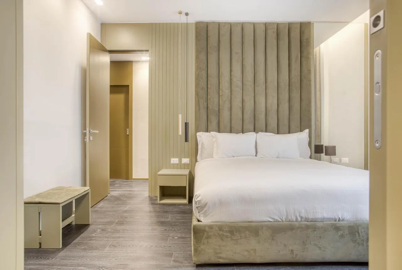 Le Suite Del Corso The Smart Boutique Aparthotel By Ospitami Milan 0*,  Italy