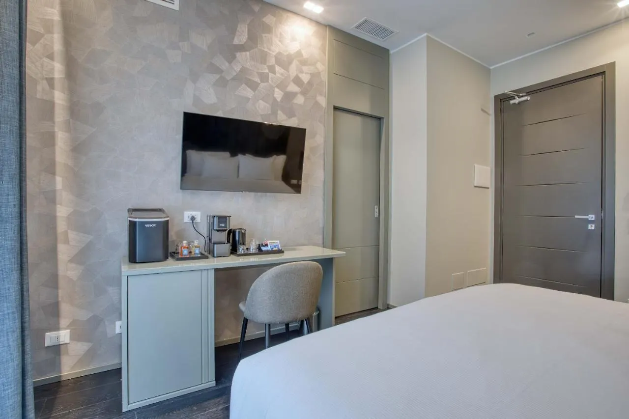Le Suite Del Corso The Smart Boutique Aparthotel By Ospitami Milan