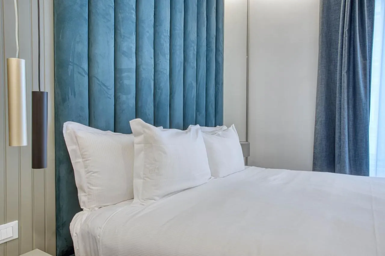 شقة Le Suite Del Corso The Smart Boutique Aparthotel By Ospitami ميلان إيطاليا