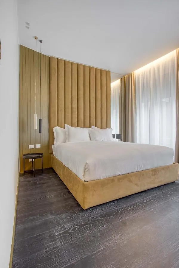 Apartment Le Suite Del Corso The Smart Boutique Aparthotel By Ospitami Milan
